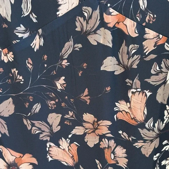 Navy Floral Maxi Dress - Picture 5 of 8